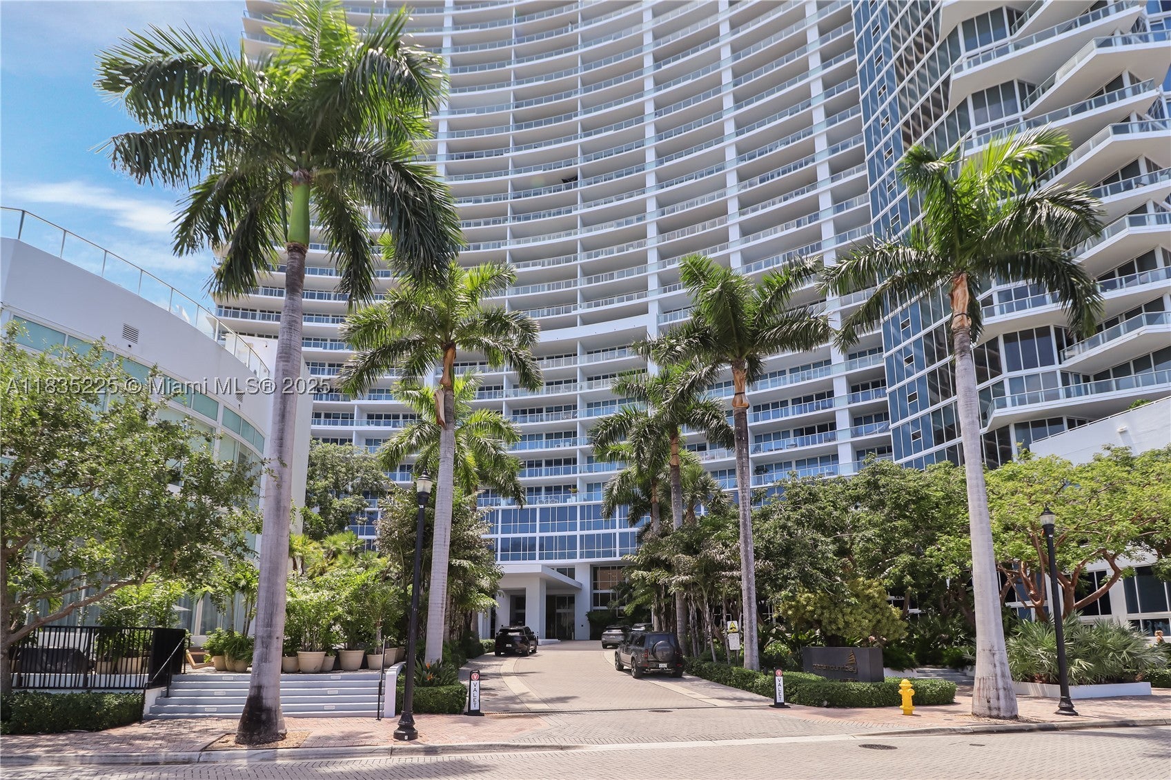 2020 N Bayshore Dr 2801