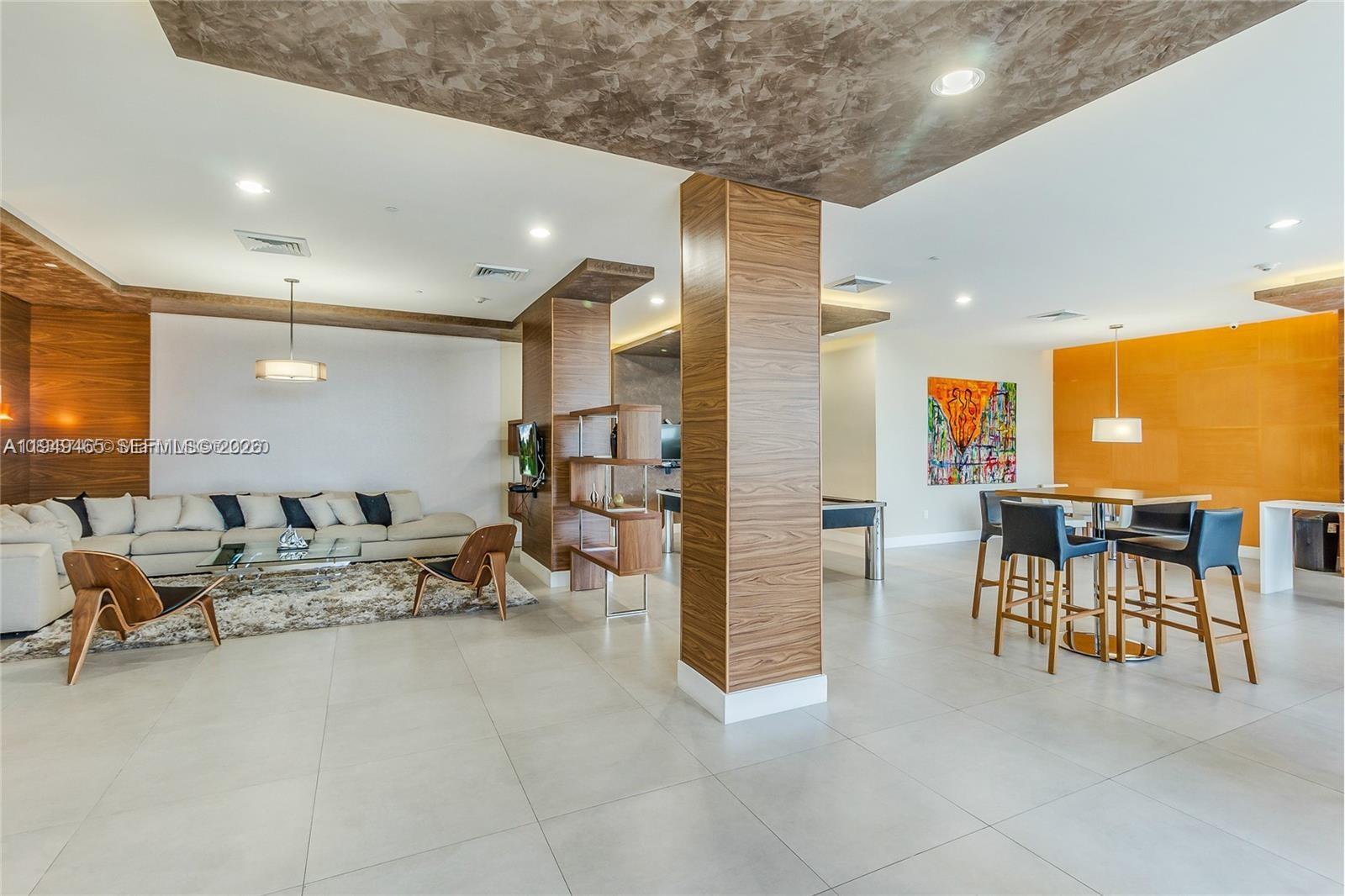 BAY HOUSE MIAMI CONDO - Residential