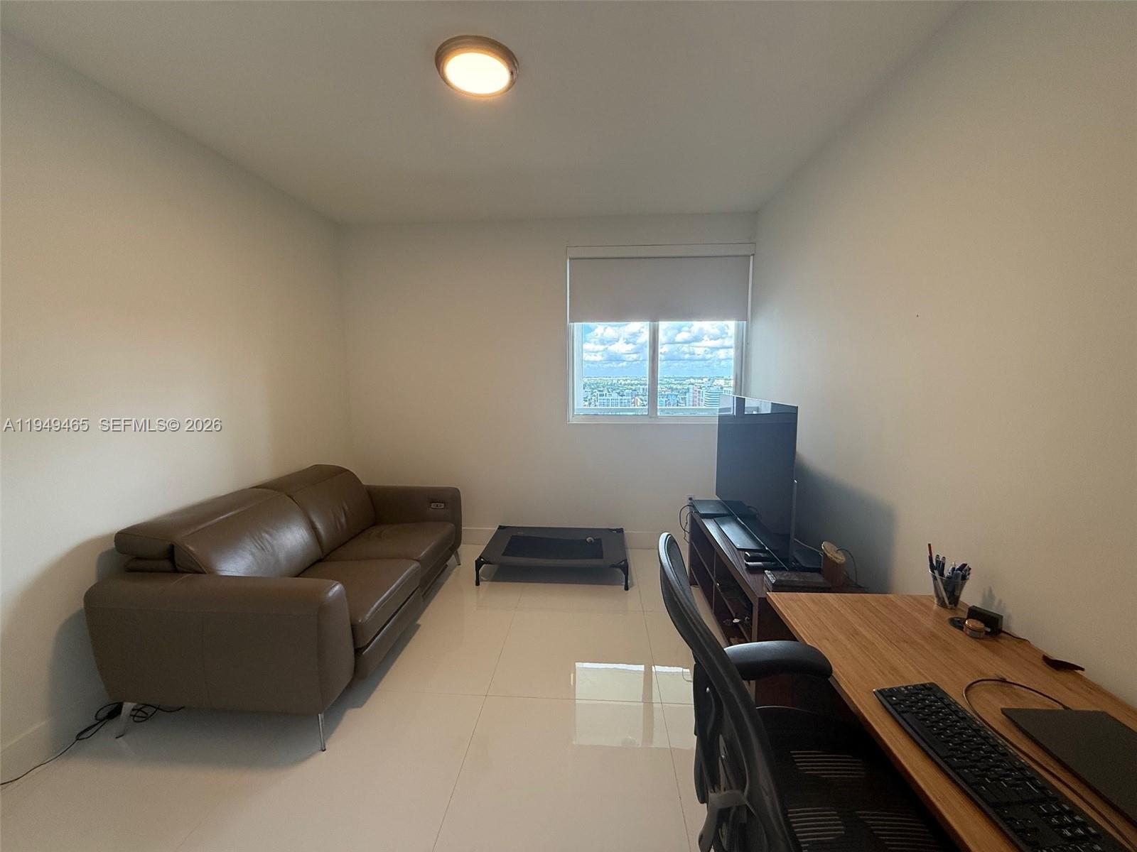 BAY HOUSE MIAMI CONDO - Residential