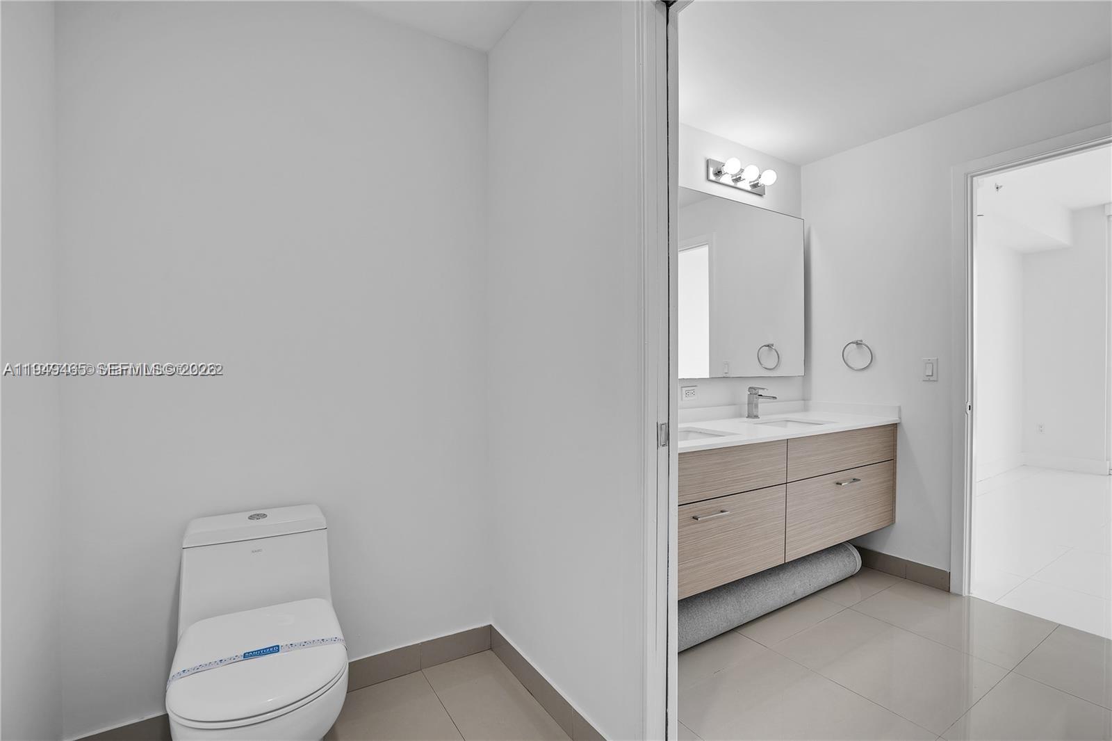 BAY HOUSE MIAMI CONDO - Residential