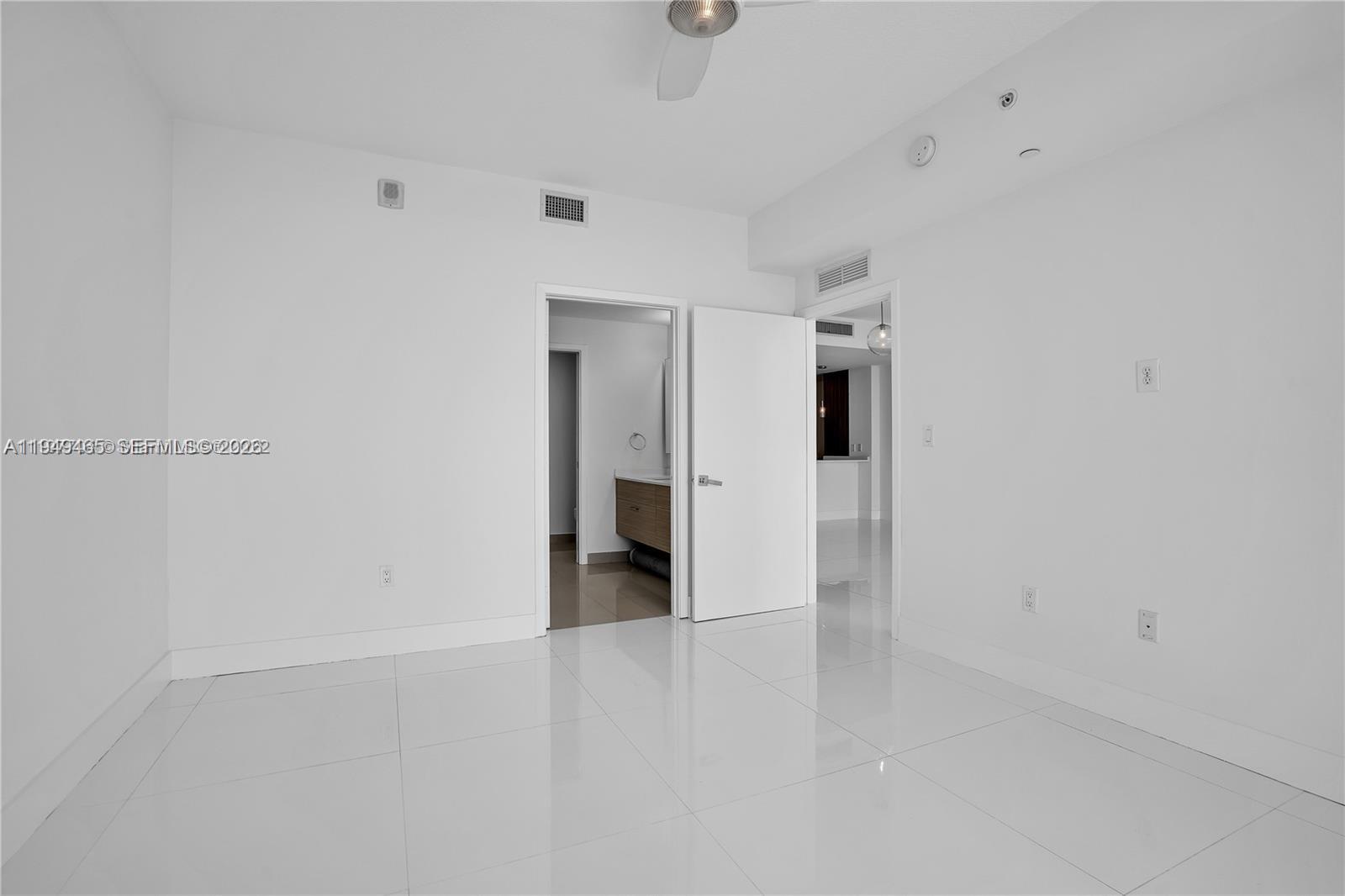 BAY HOUSE MIAMI CONDO - Residential