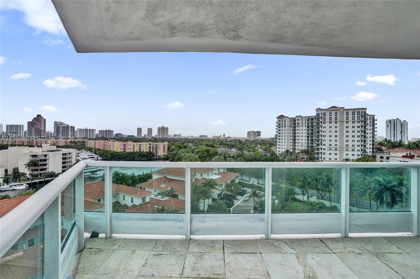 TOWERS OF PORTO VITA-SOUT - Residential