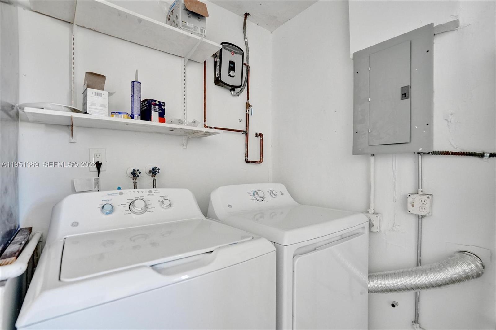 KNOLLS 1ST SECTION - Residential