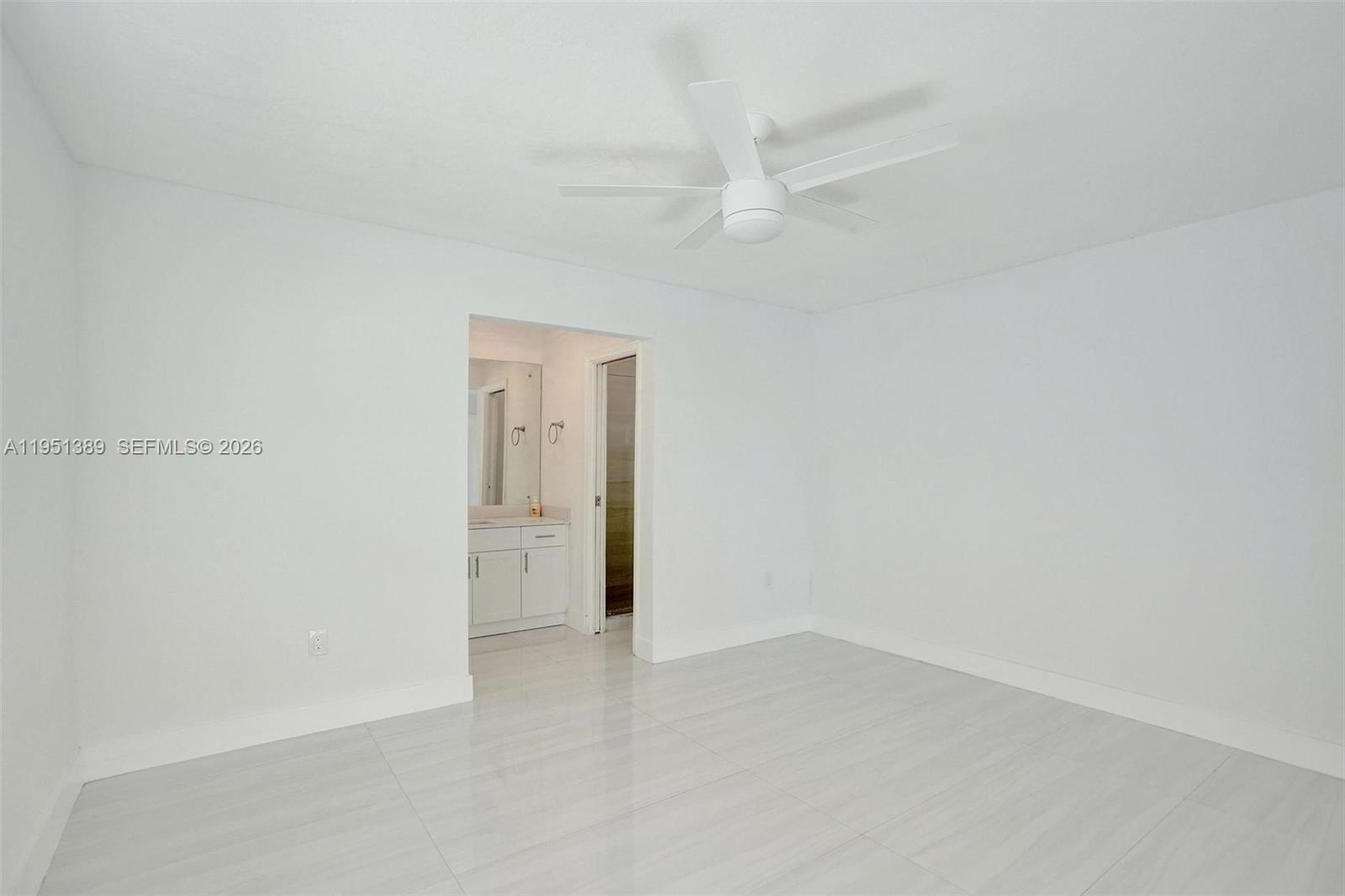 KNOLLS 1ST SECTION - Residential