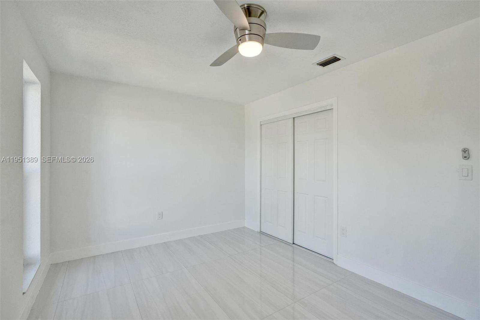 KNOLLS 1ST SECTION - Residential