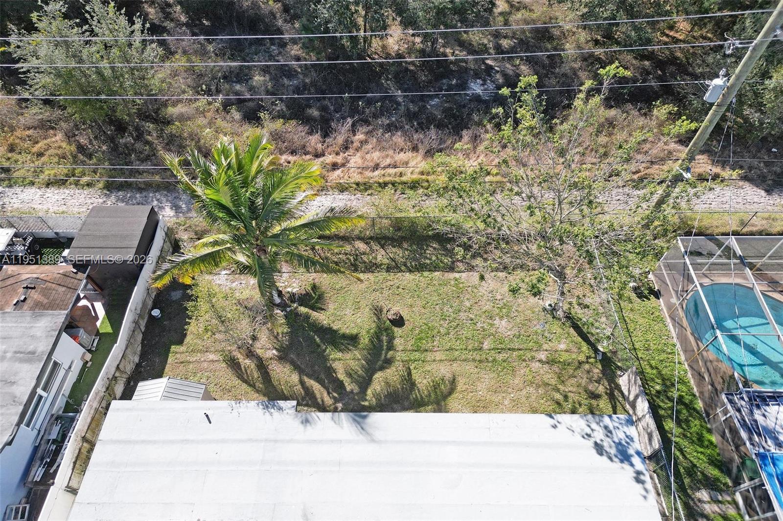 KNOLLS 1ST SECTION - Residential