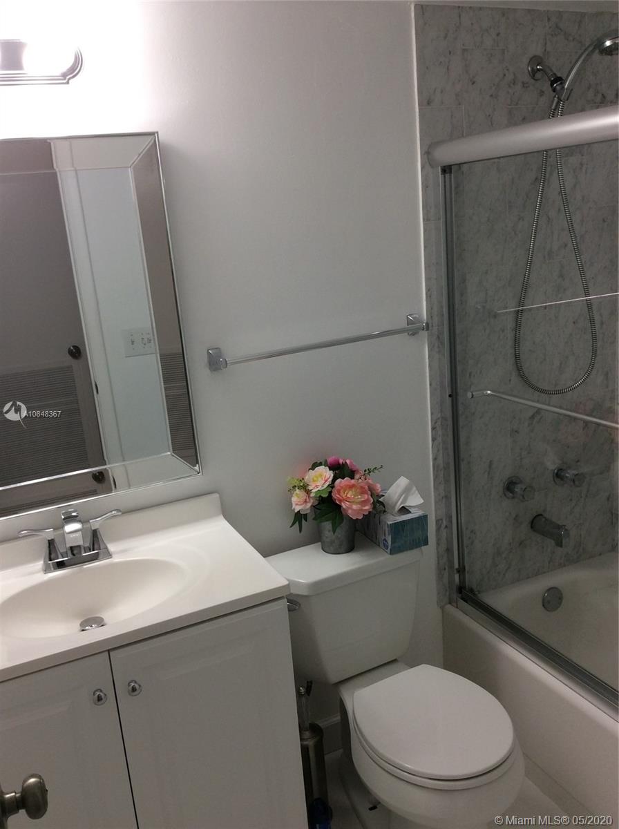 BRITANNIA AT QUADOMAIN CO - Residential Lease