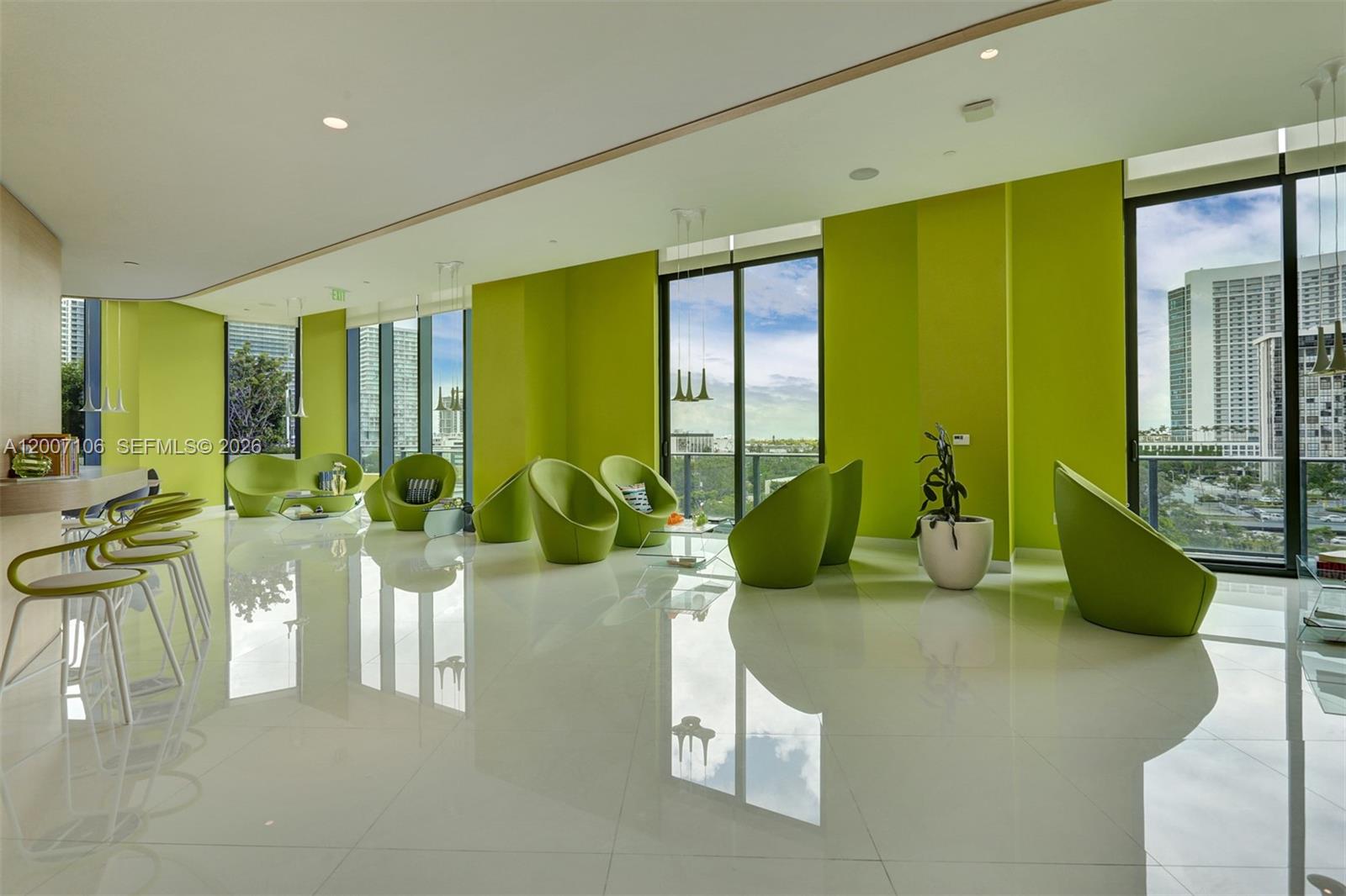 PARAISO BAYVIEWS CONDO - Residential