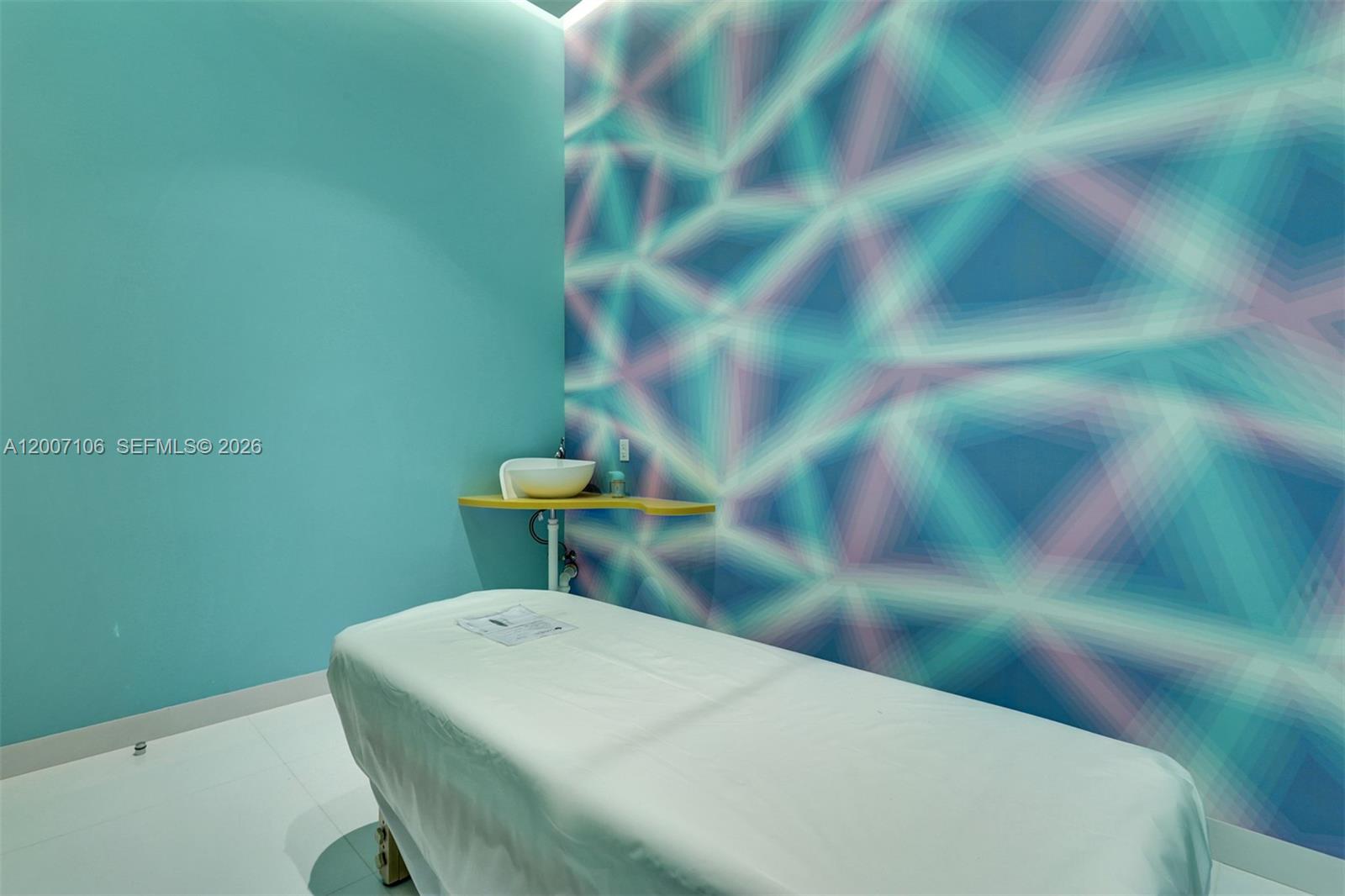 PARAISO BAYVIEWS CONDO - Residential