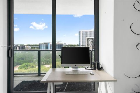 Tiny photo for 501 NE 31st St #910, Miami, FL 33137 (MLS # A12007106)