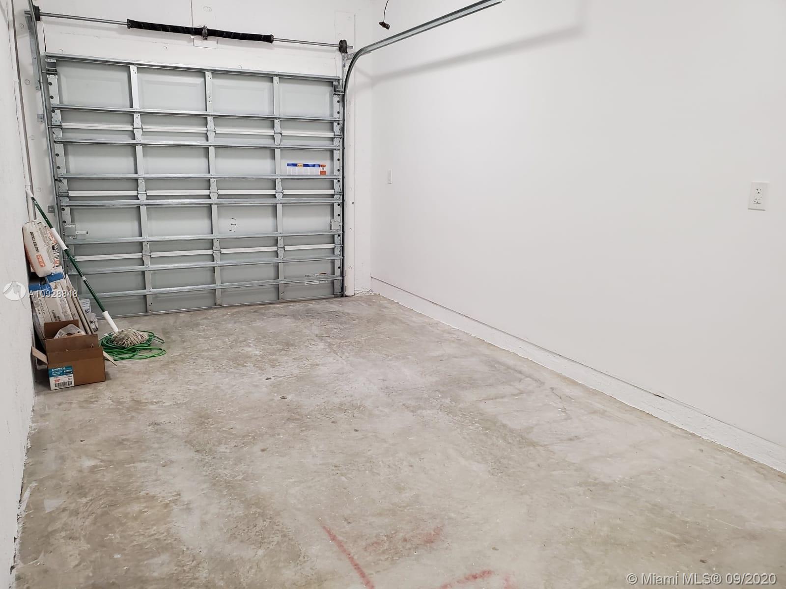 SILVER PALM PARK - Residential