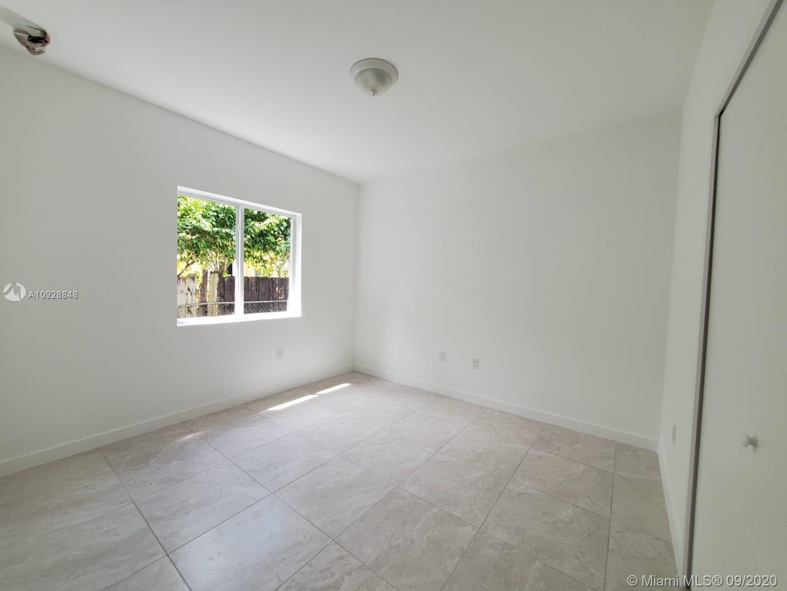 SILVER PALM PARK - Residential