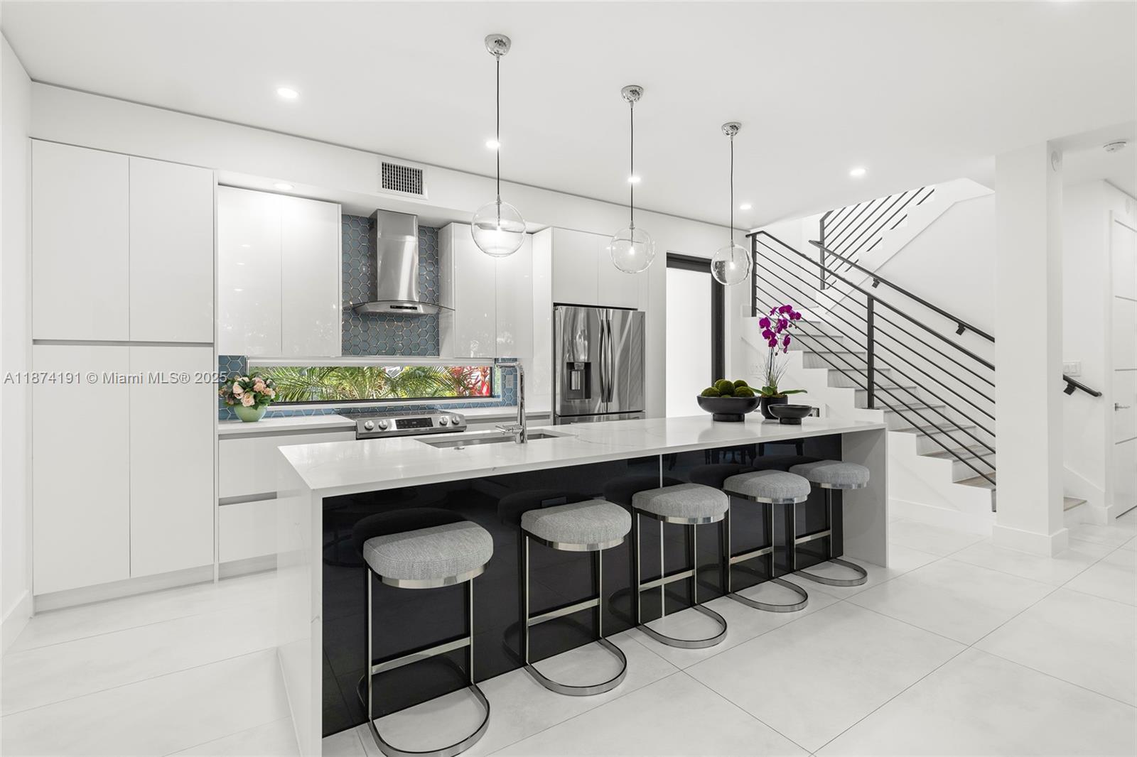 HIGHLANDS ESTATES - Residential