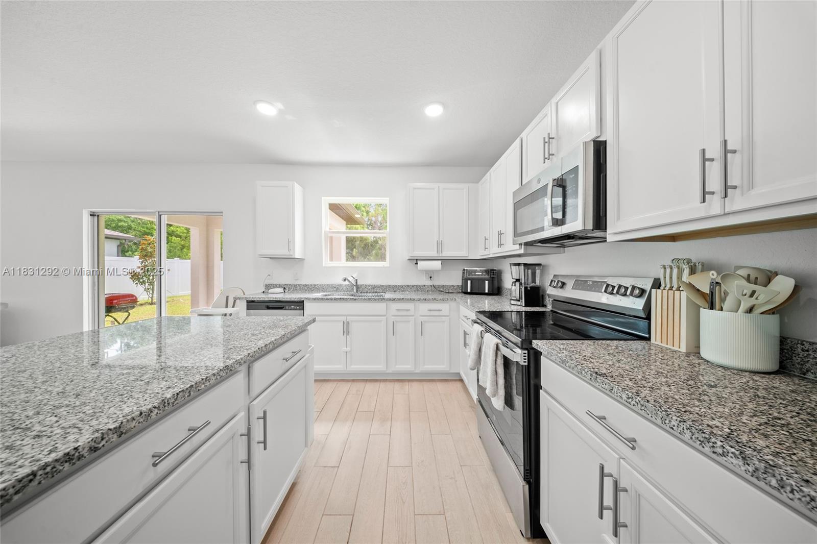 5005 Armina Pl