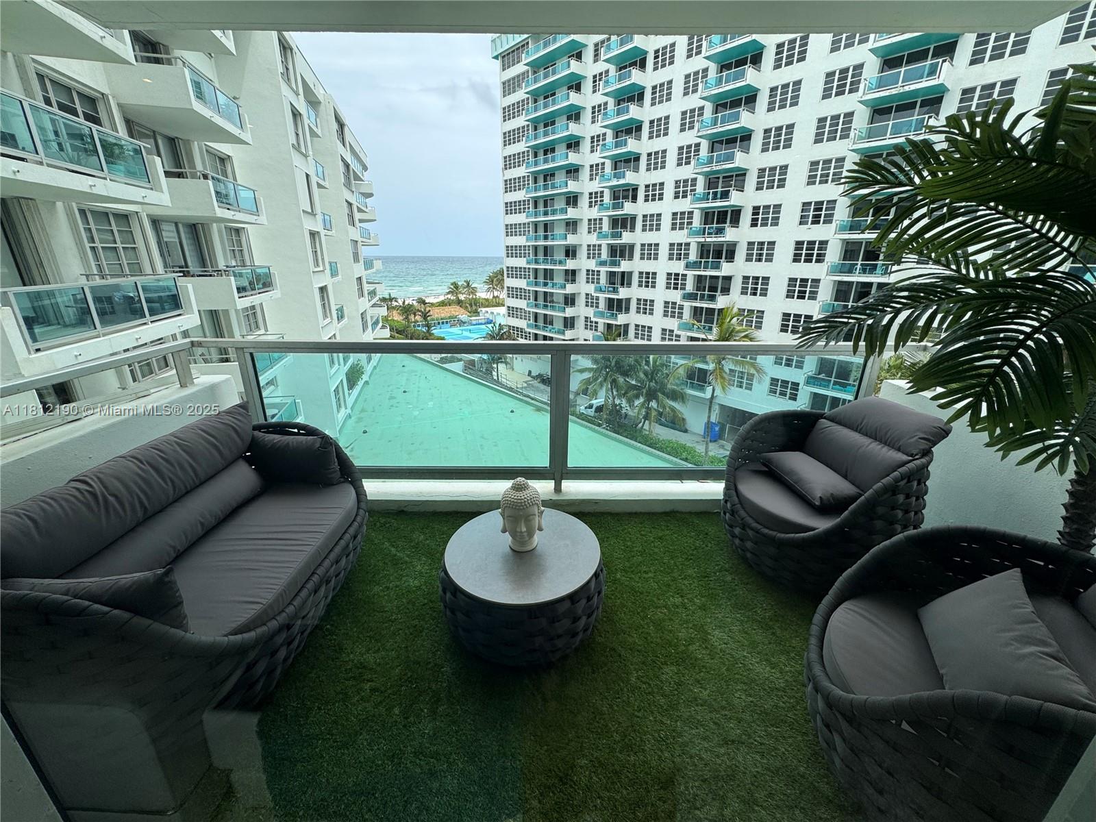 5151 Collins Ave 726, Miami Beach, Miami-Dade County, Florida - 2 Bedrooms  
2 Bathrooms - 