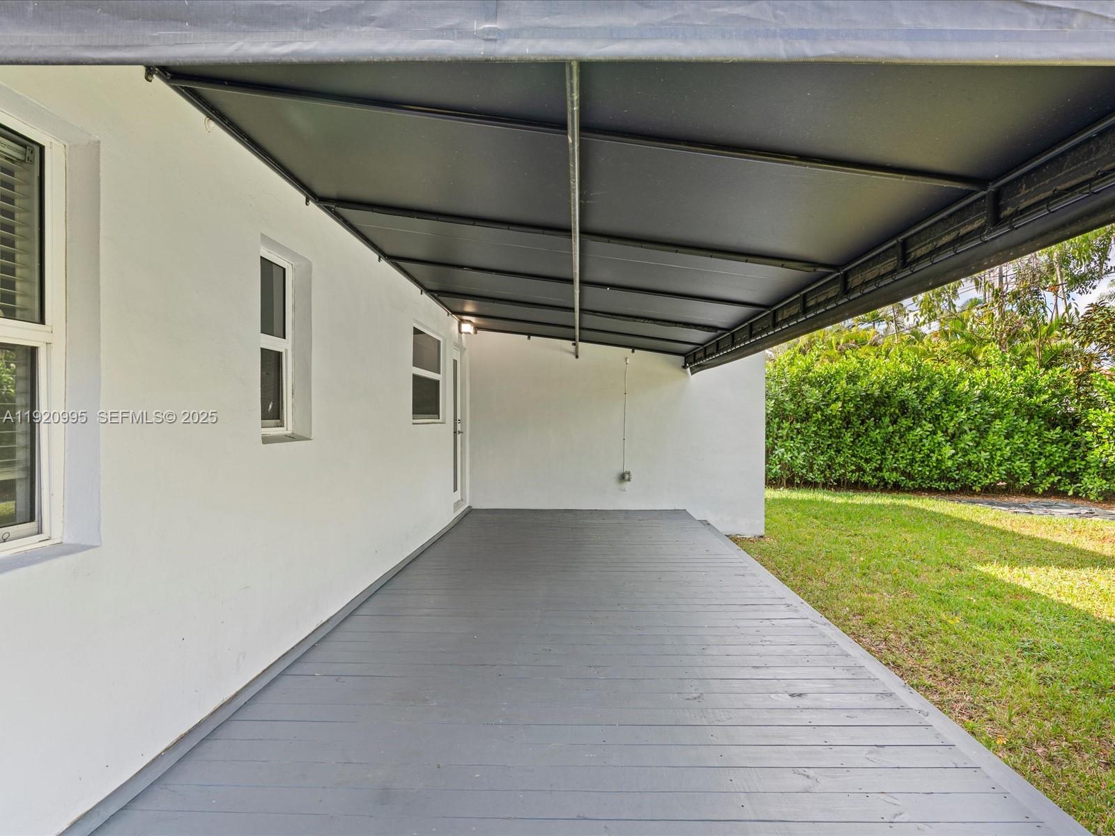 BIRD ROAD ESTATES - Residential Lease