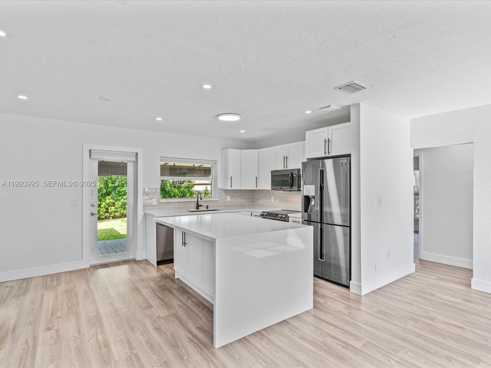 BIRD ROAD ESTATES - Residential Lease