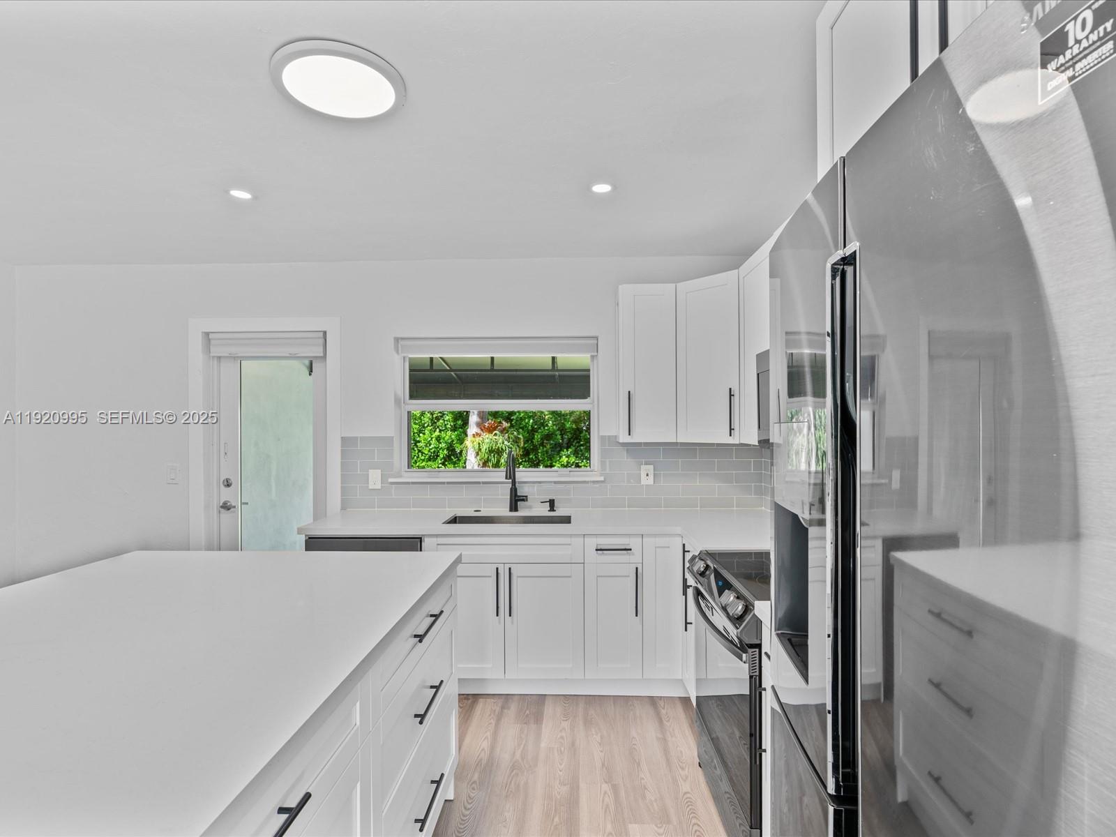 BIRD ROAD ESTATES - Residential Lease