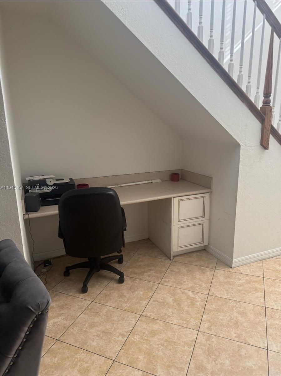 ESTANCIA AT PALM SPRINGS - Residential