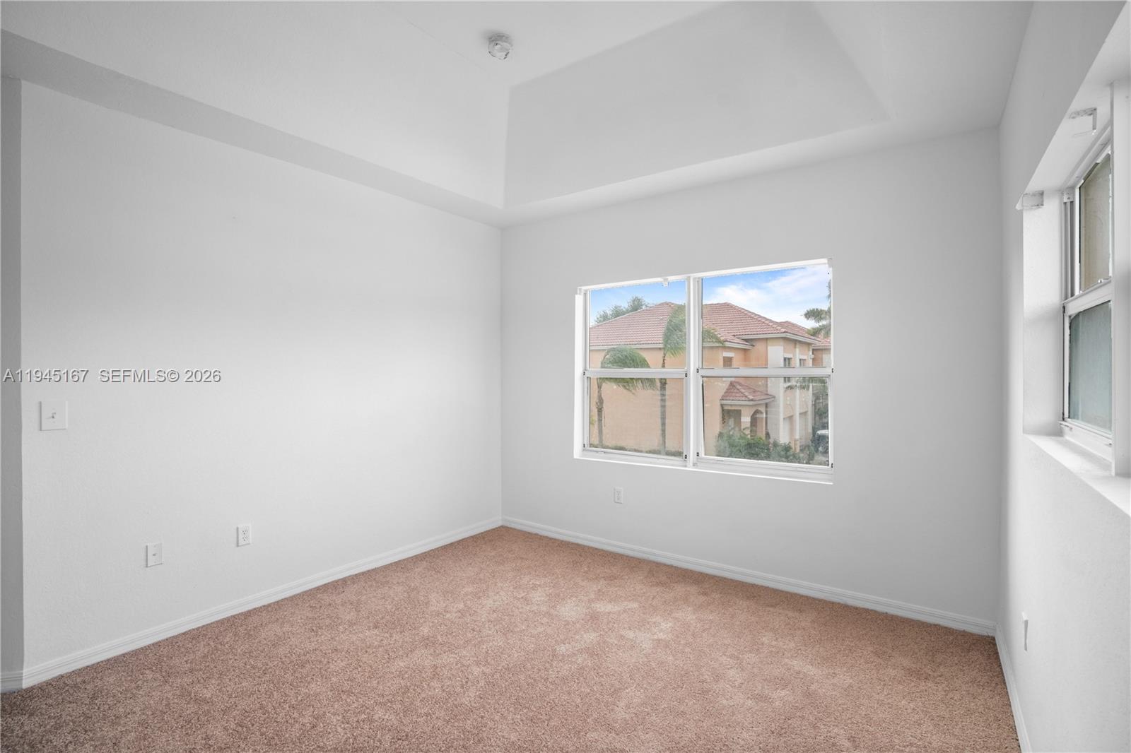 ESTANCIA AT PALM SPRINGS - Residential