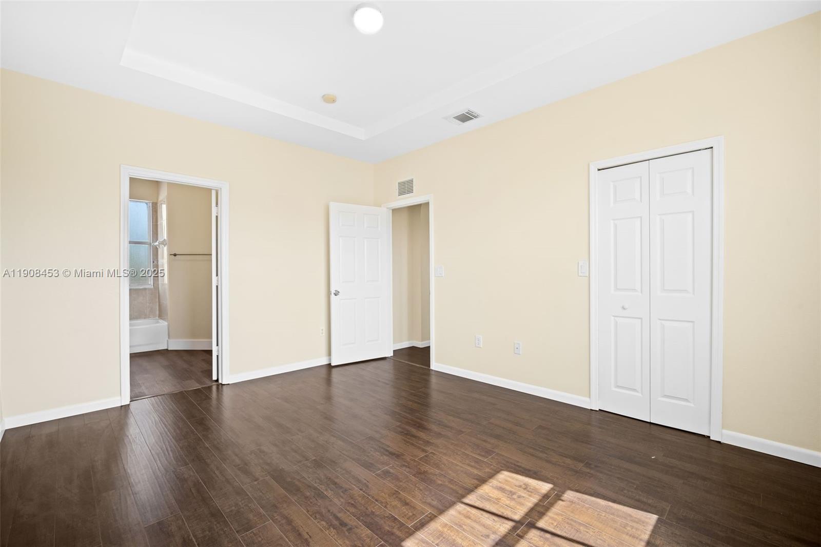 RIVERSIDE AT BISC NATL PK - Residential