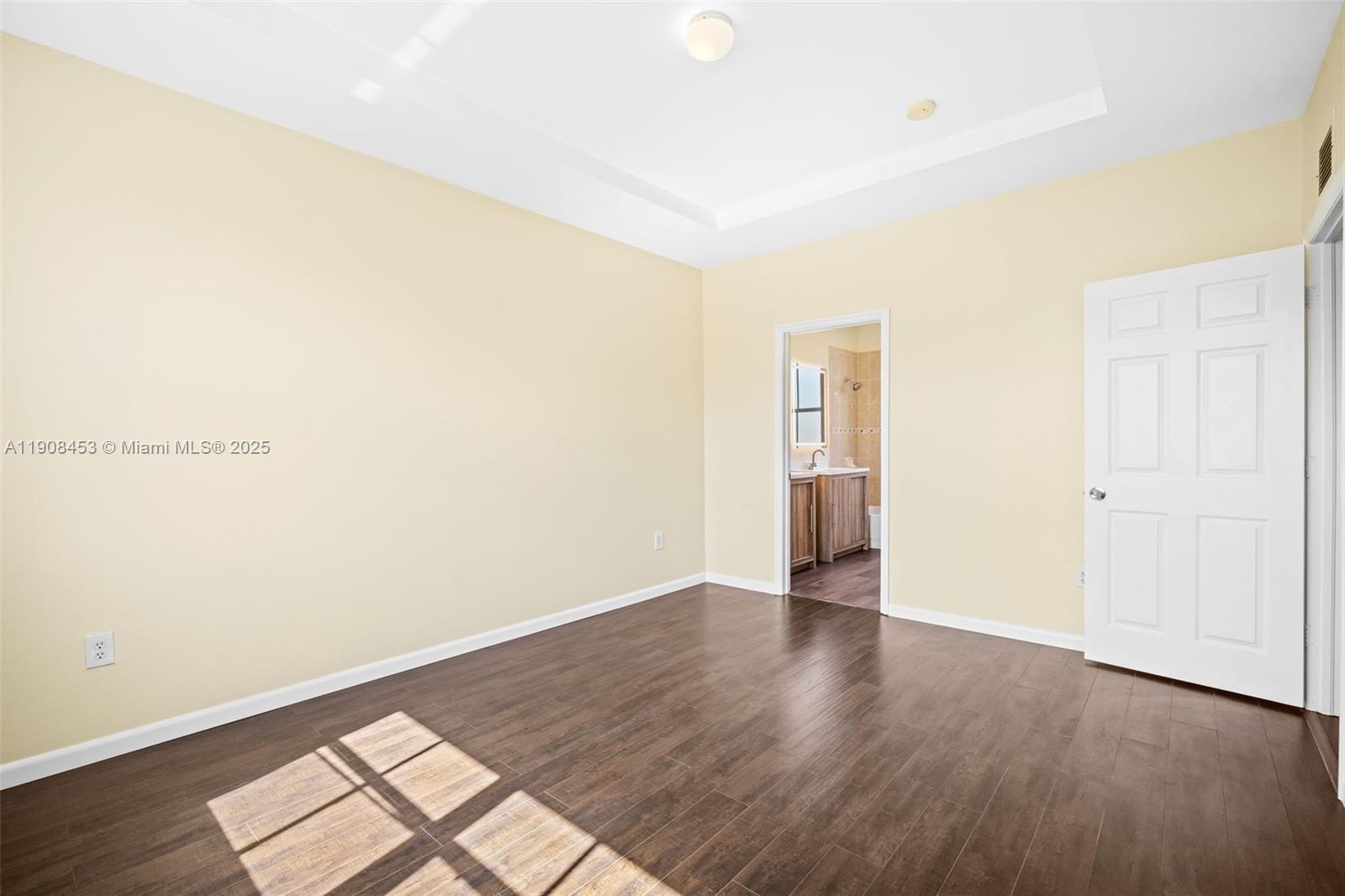 RIVERSIDE AT BISC NATL PK - Residential