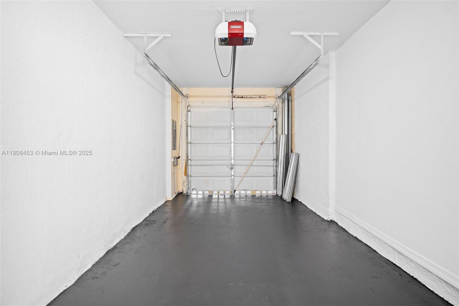 RIVERSIDE AT BISC NATL PK - Residential