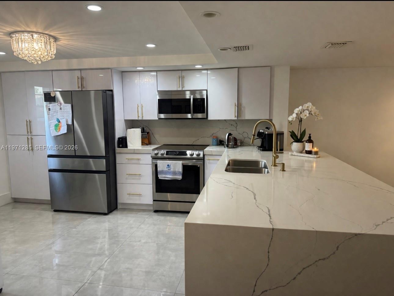 VENETIAN PARK I CONDO - Residential