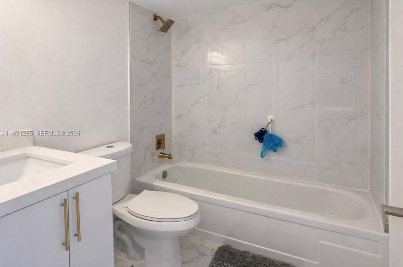 VENETIAN PARK I CONDO - Residential