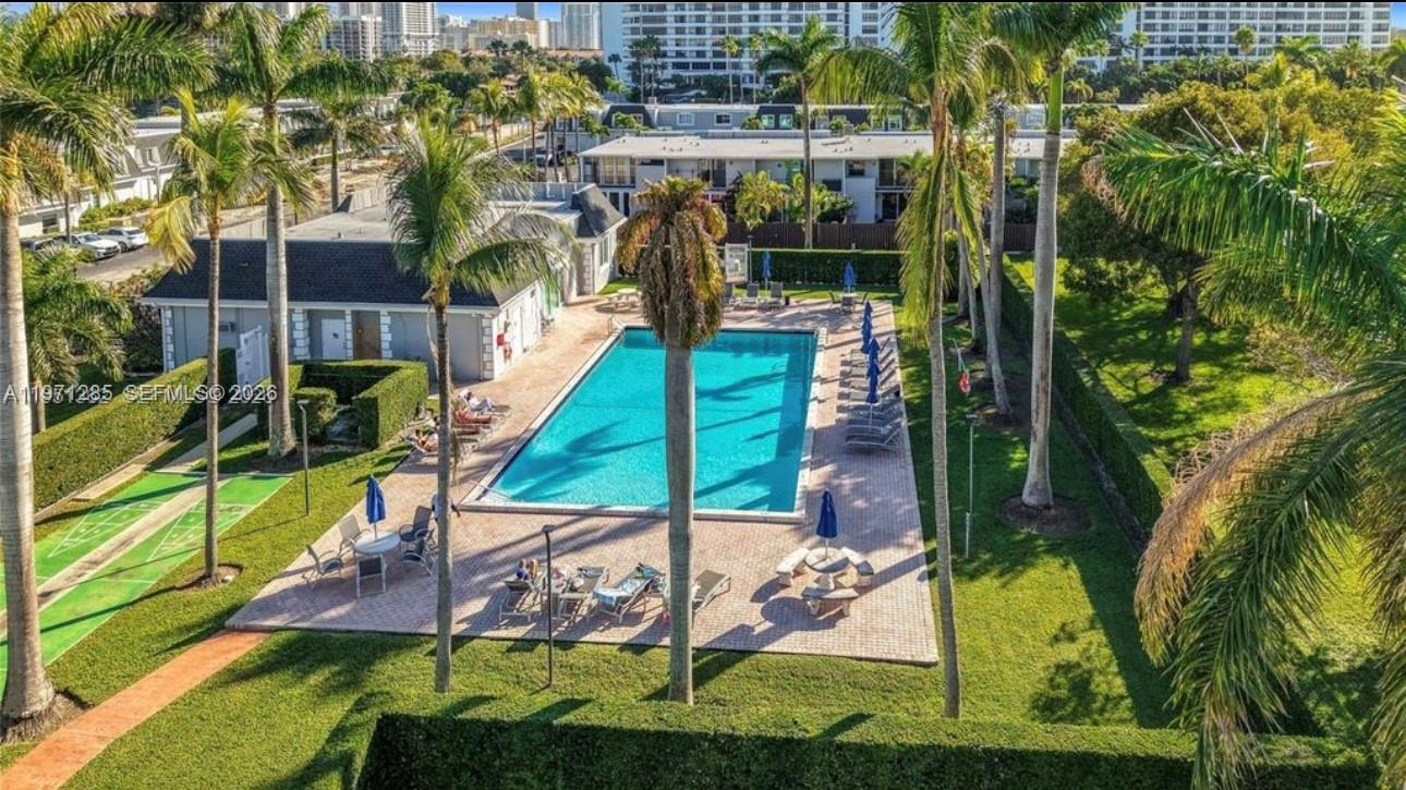 VENETIAN PARK I CONDO - Residential