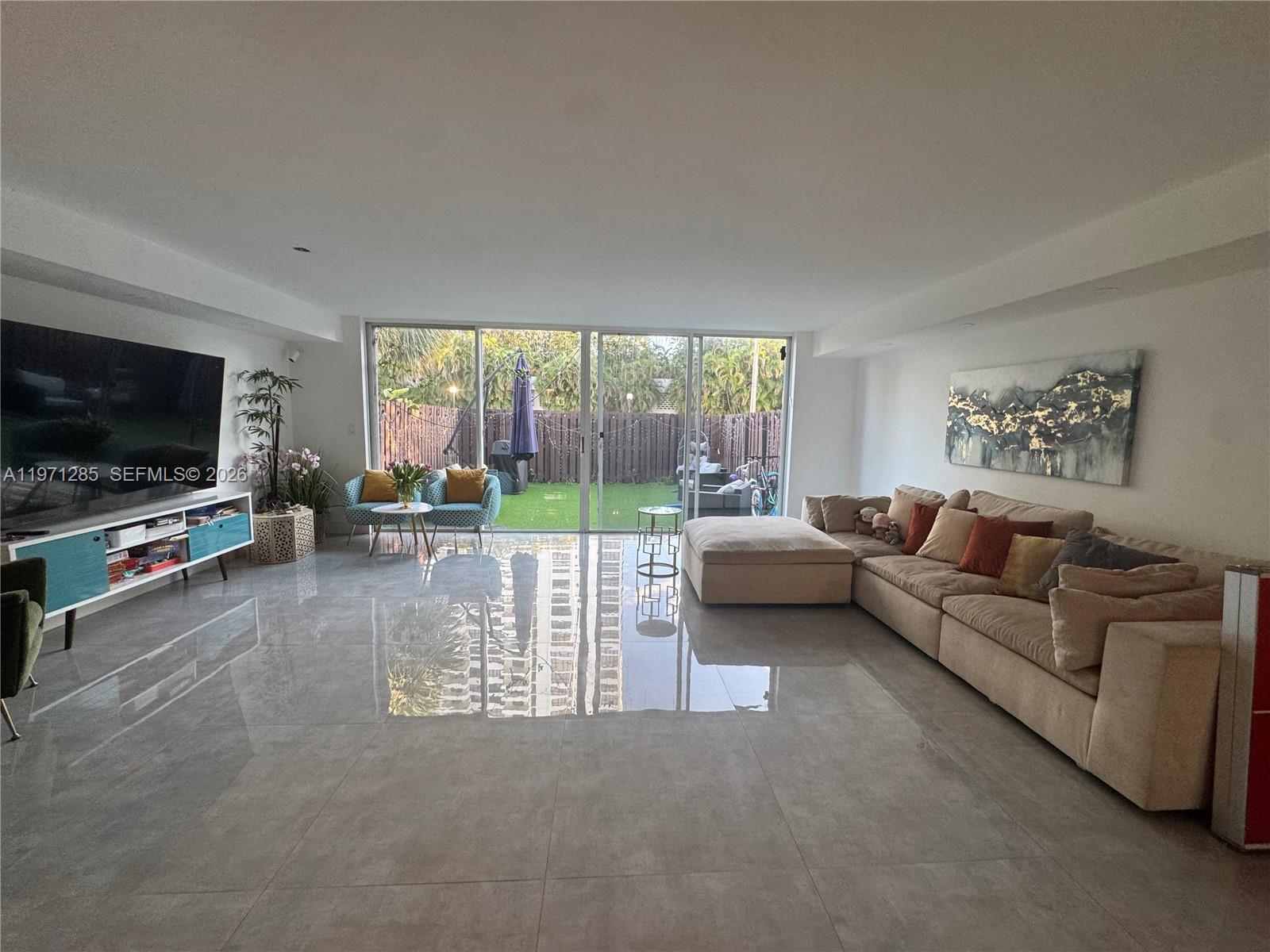 VENETIAN PARK I CONDO - Residential