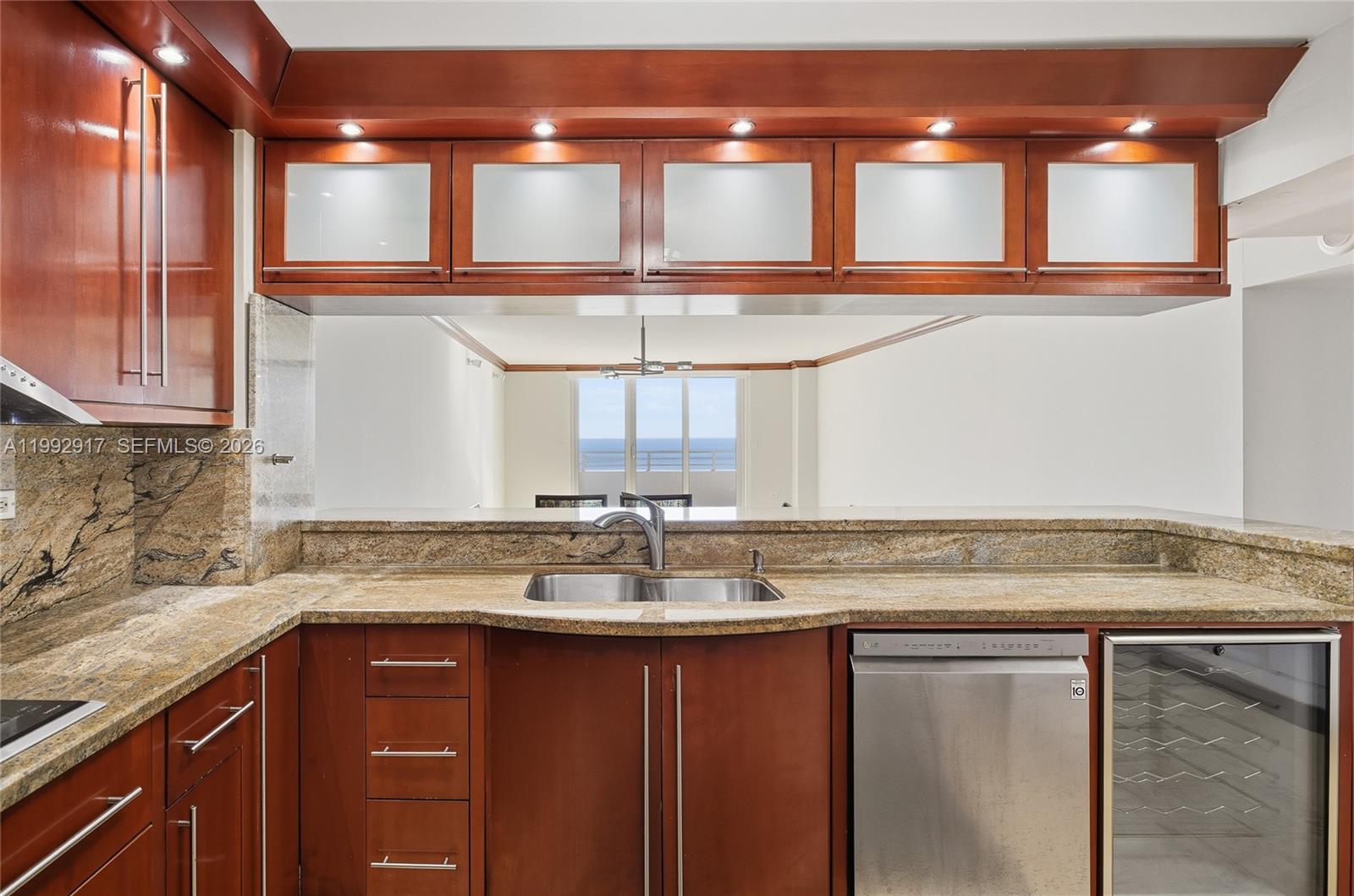OCEANSIDE PLAZA CONDO - Residential Lease