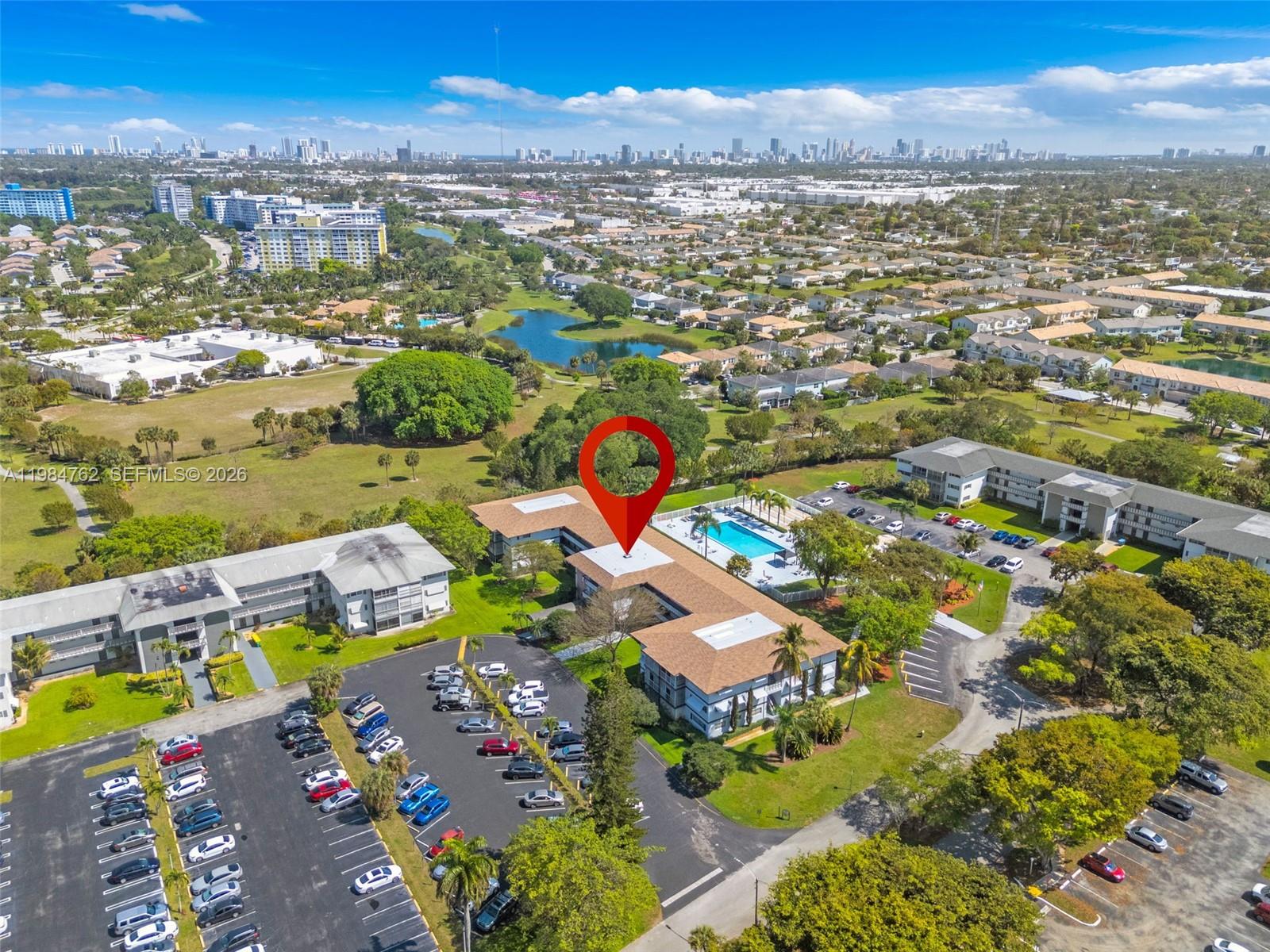 HILLCREST COUNTRY CLUB AP - Residential