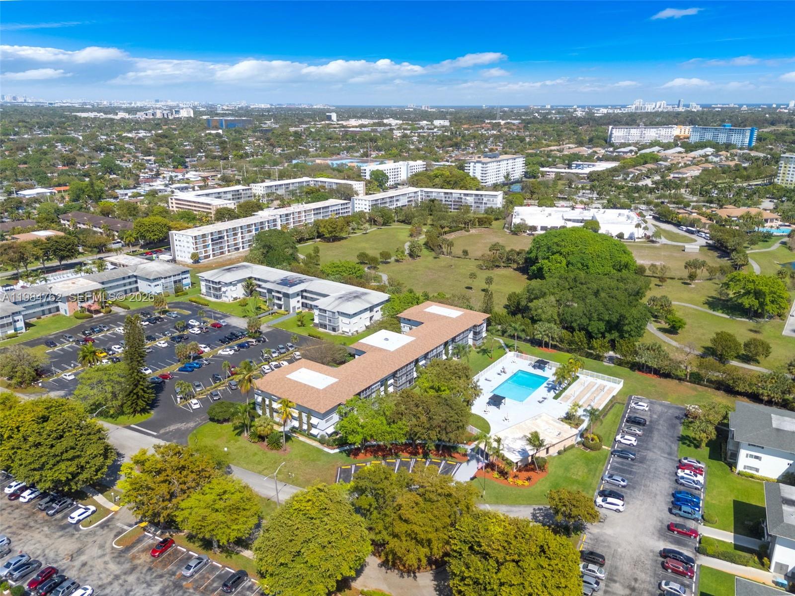 HILLCREST COUNTRY CLUB AP - Residential