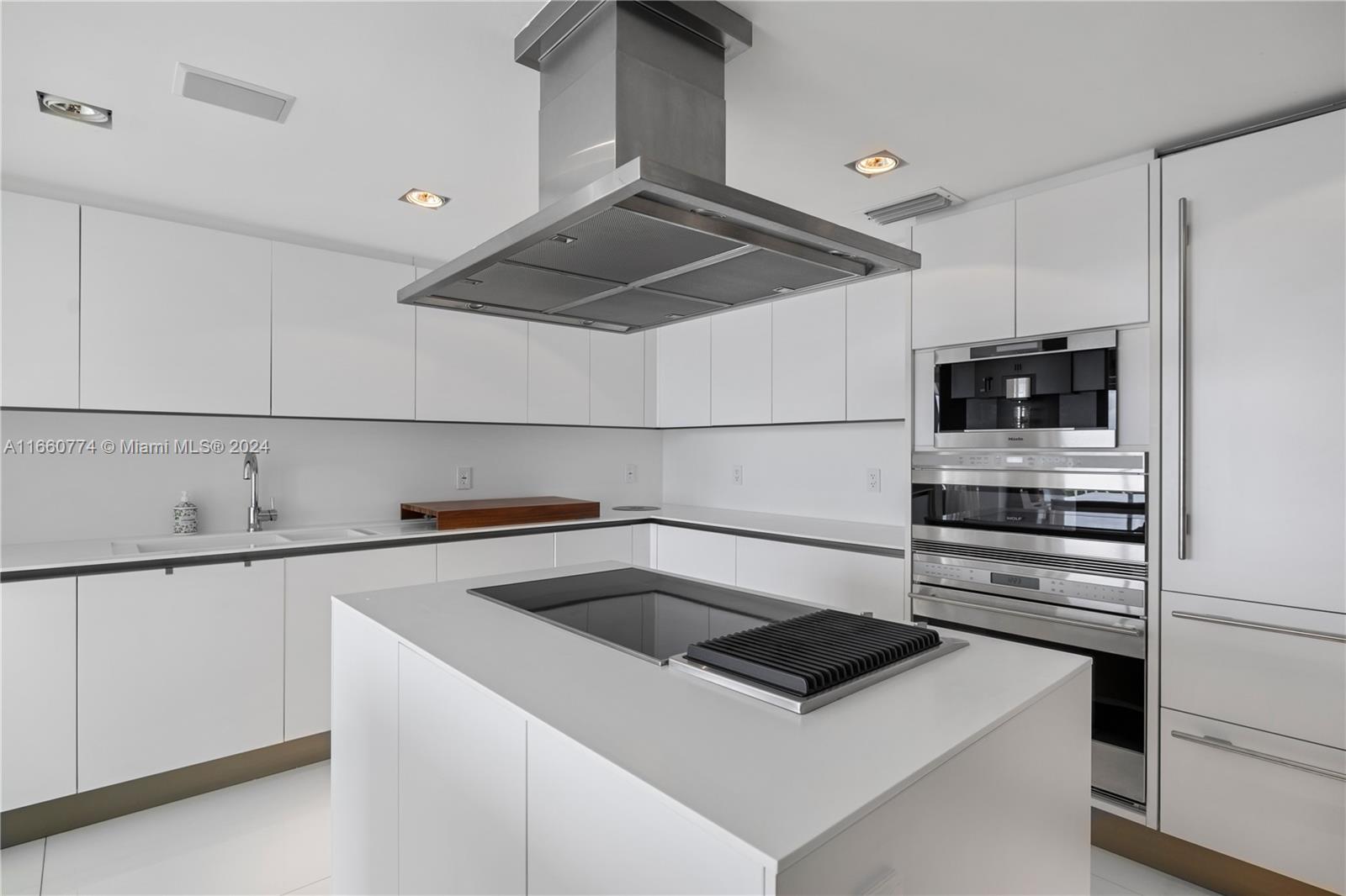 BAL HARBOUR 101 CONDO - Residential