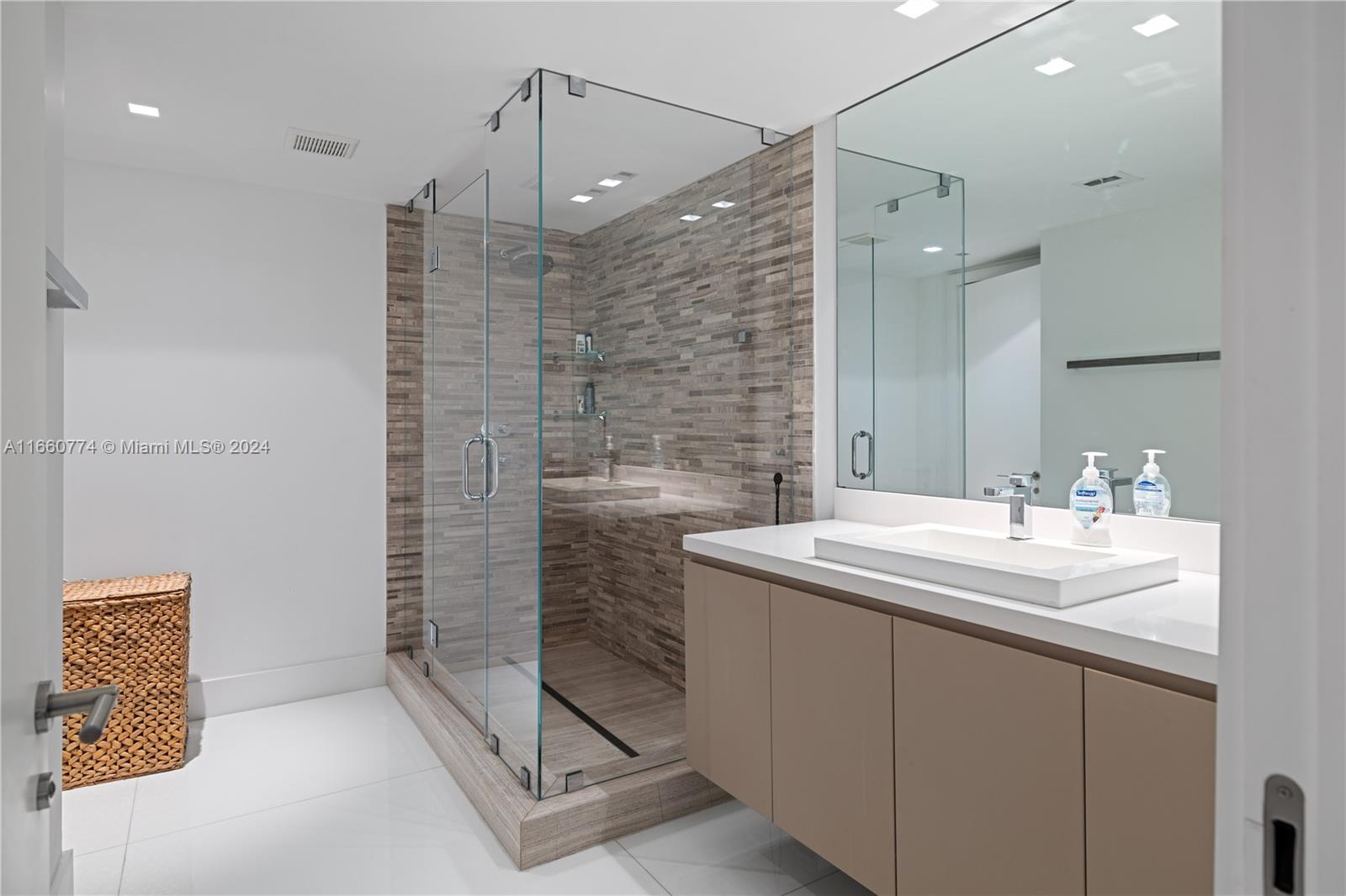 BAL HARBOUR 101 CONDO - Residential