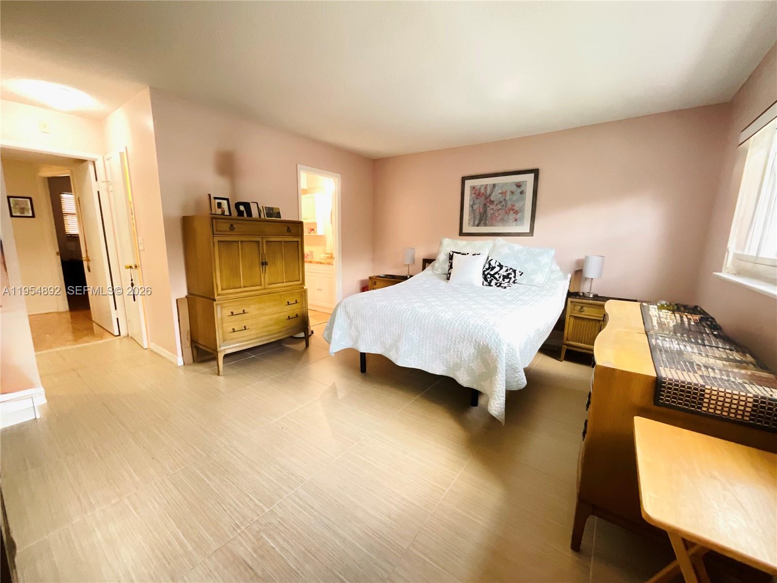 FAIRWAYS ROYALE CONDO - Residential