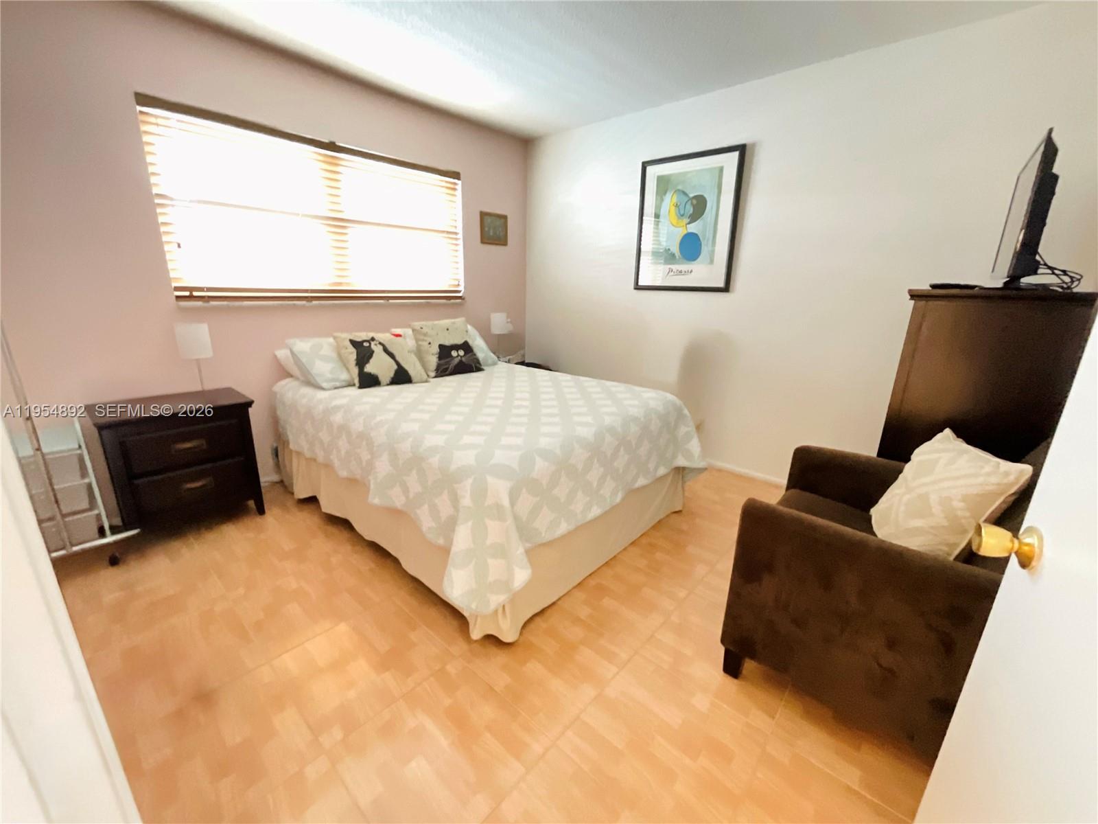 FAIRWAYS ROYALE CONDO - Residential