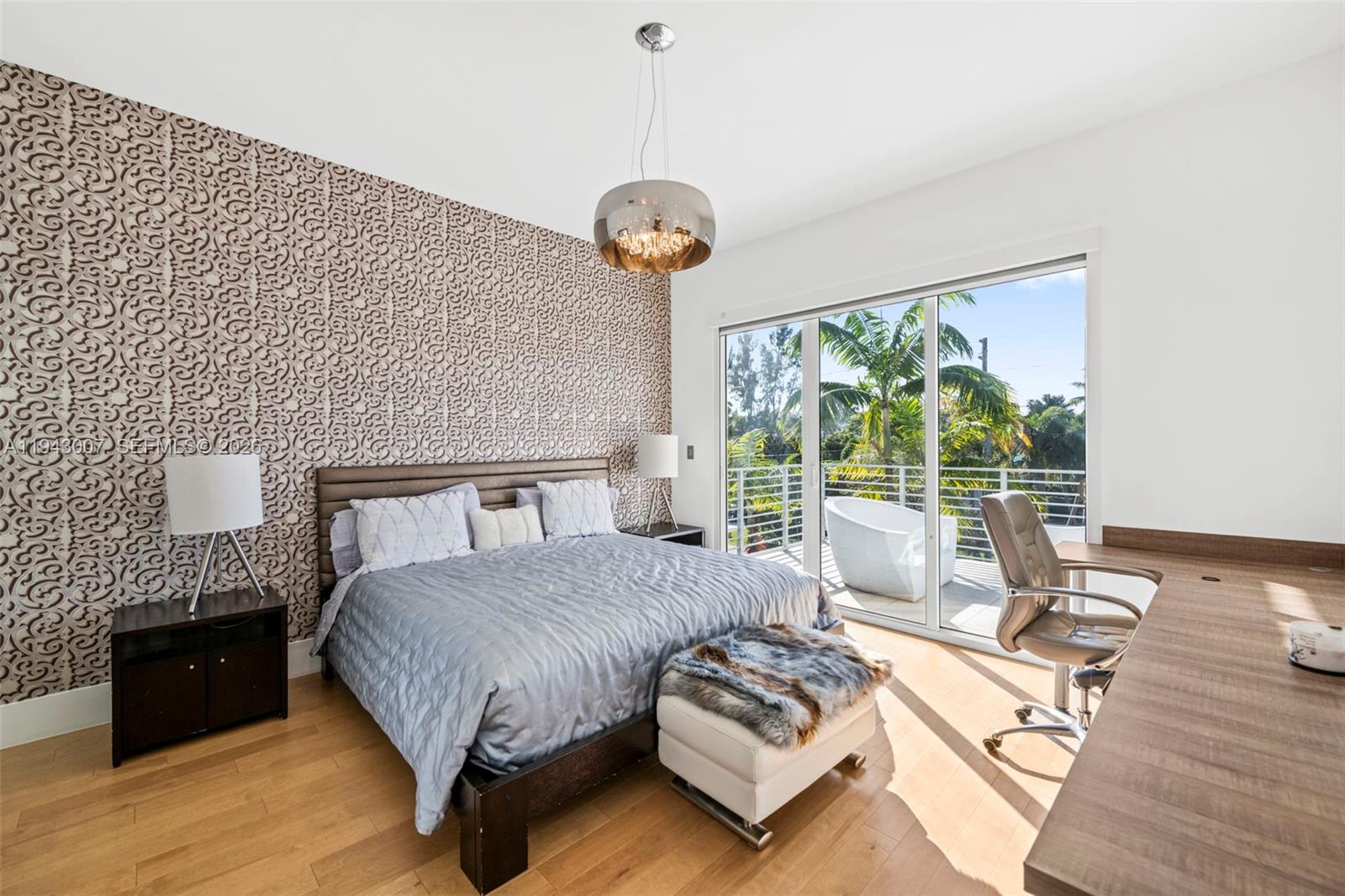 BEACHWALK - Residential