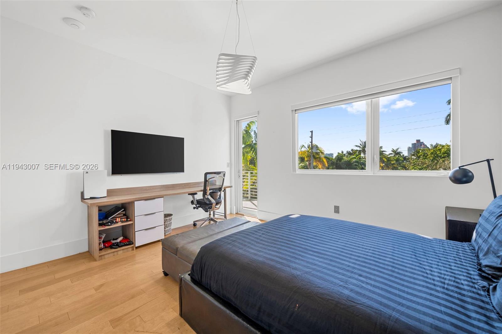 BEACHWALK - Residential