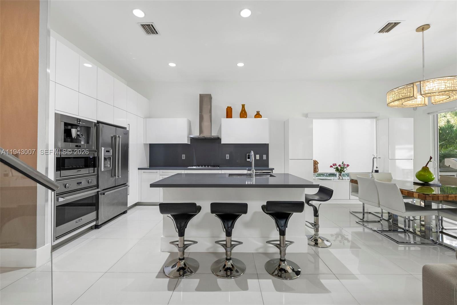 BEACHWALK - Residential