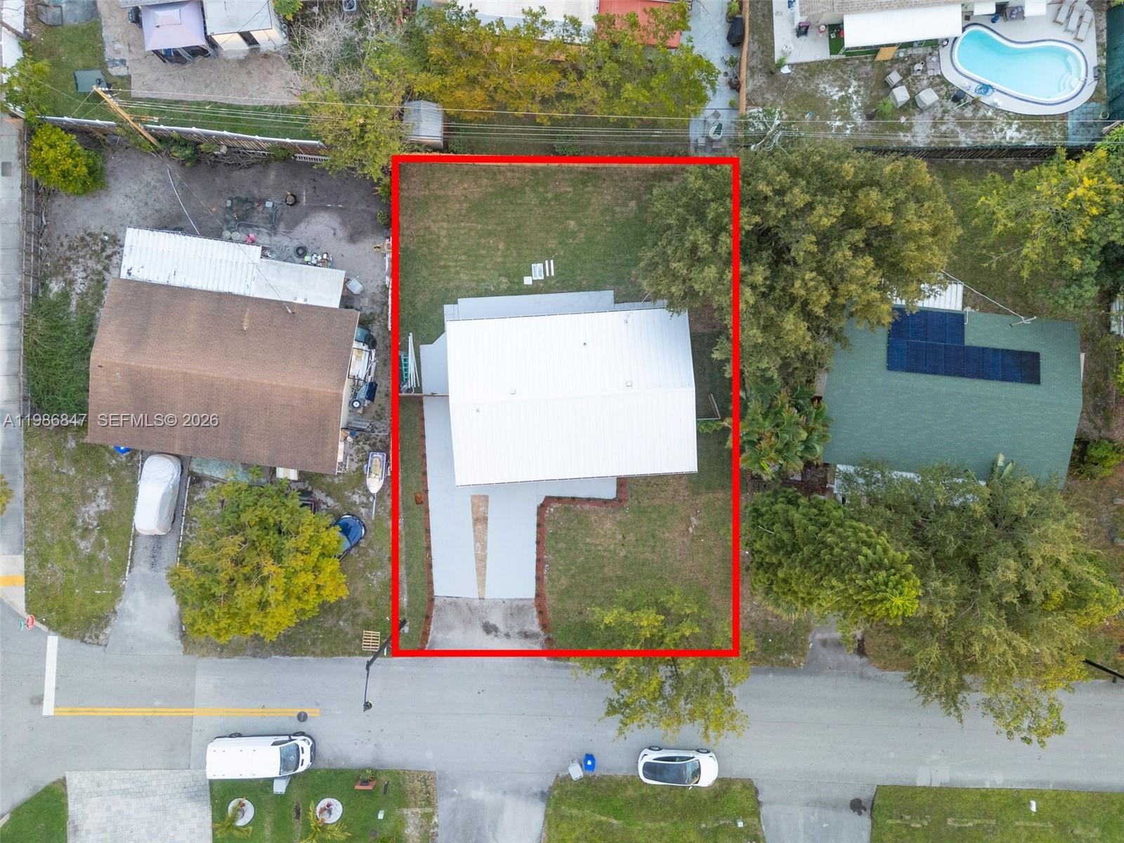 CRESTHAVEN NO 5 - Residential Lease