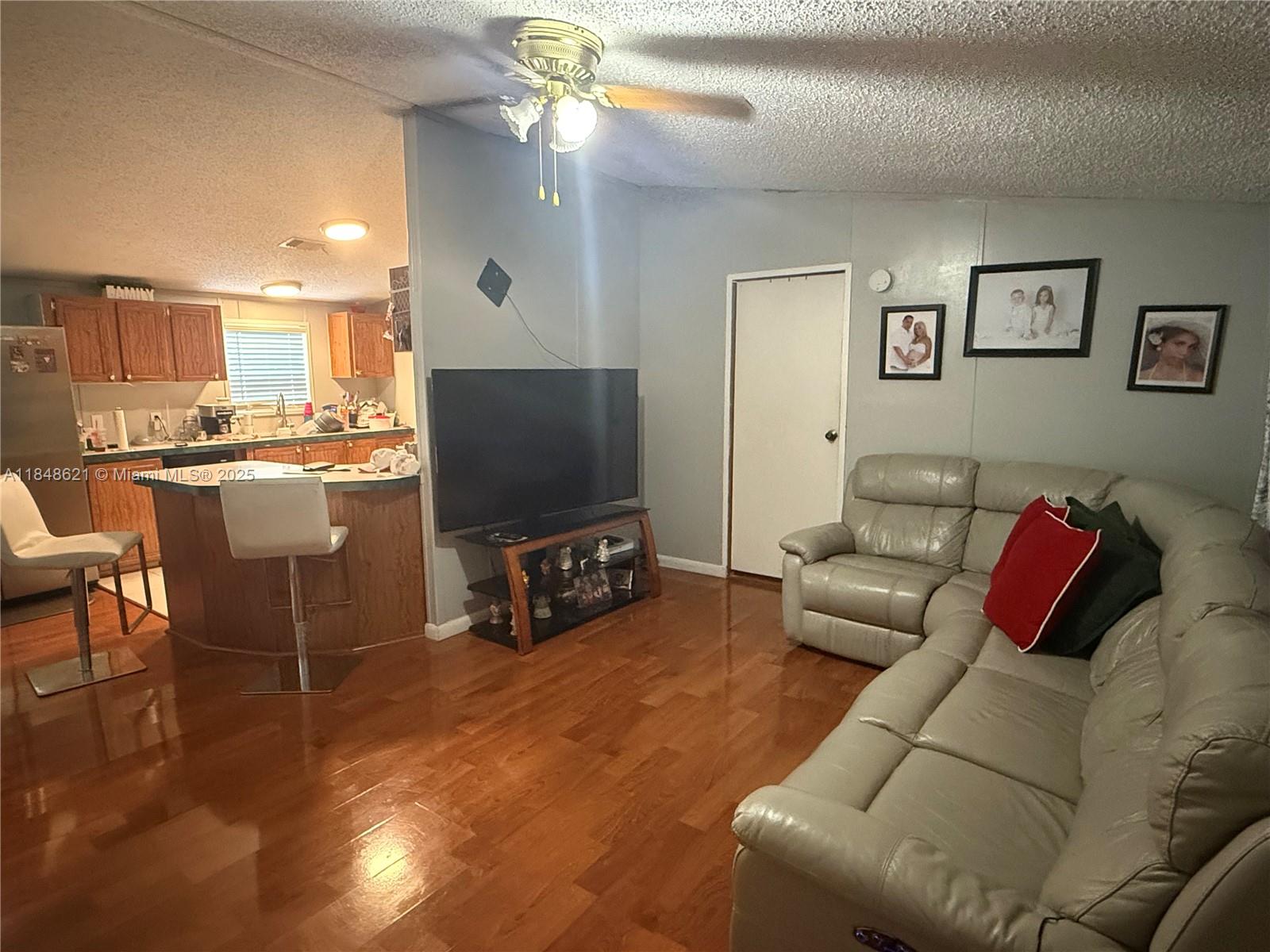 17360 SW 232nd St, Miami, FL, 33170/$140,000 2 17360 SW 232nd St