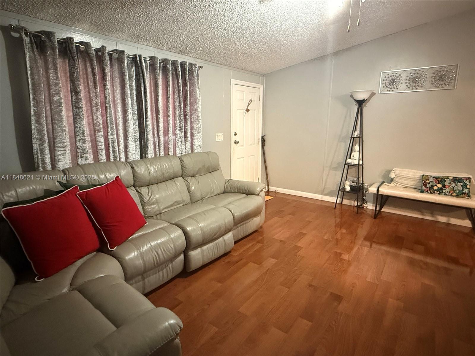 17360 SW 232nd St, Miami, FL, 33170/$140,000 3 17360 SW 232nd St