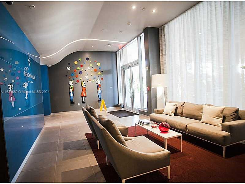 BEACHWALK CONDOMINIUM - Residential