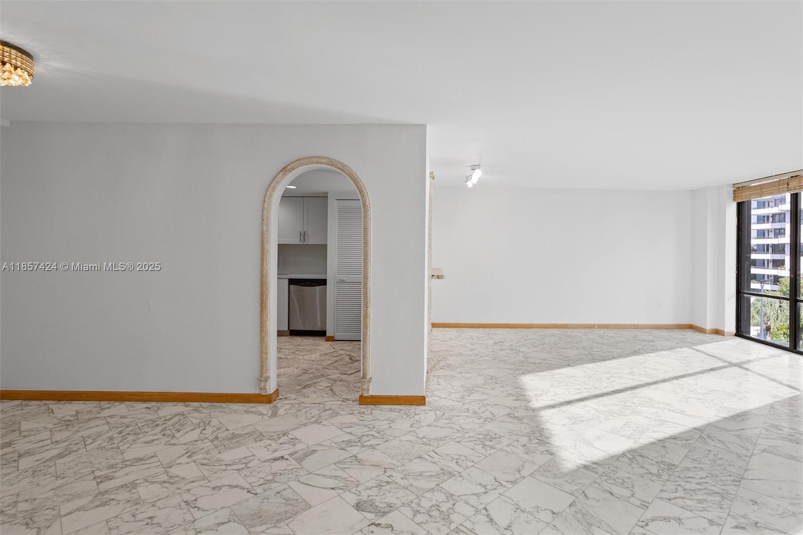 1450 Brickell Bay Dr 515