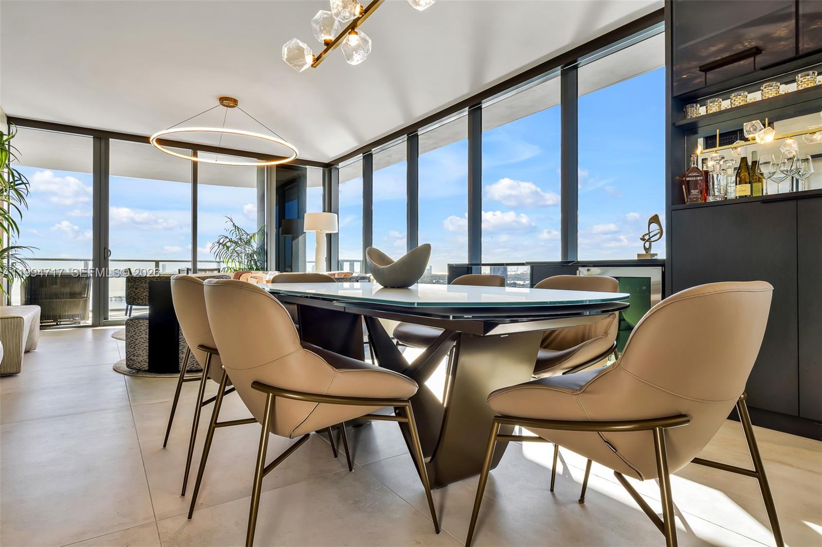 700 NE 24th St 24th St 1507