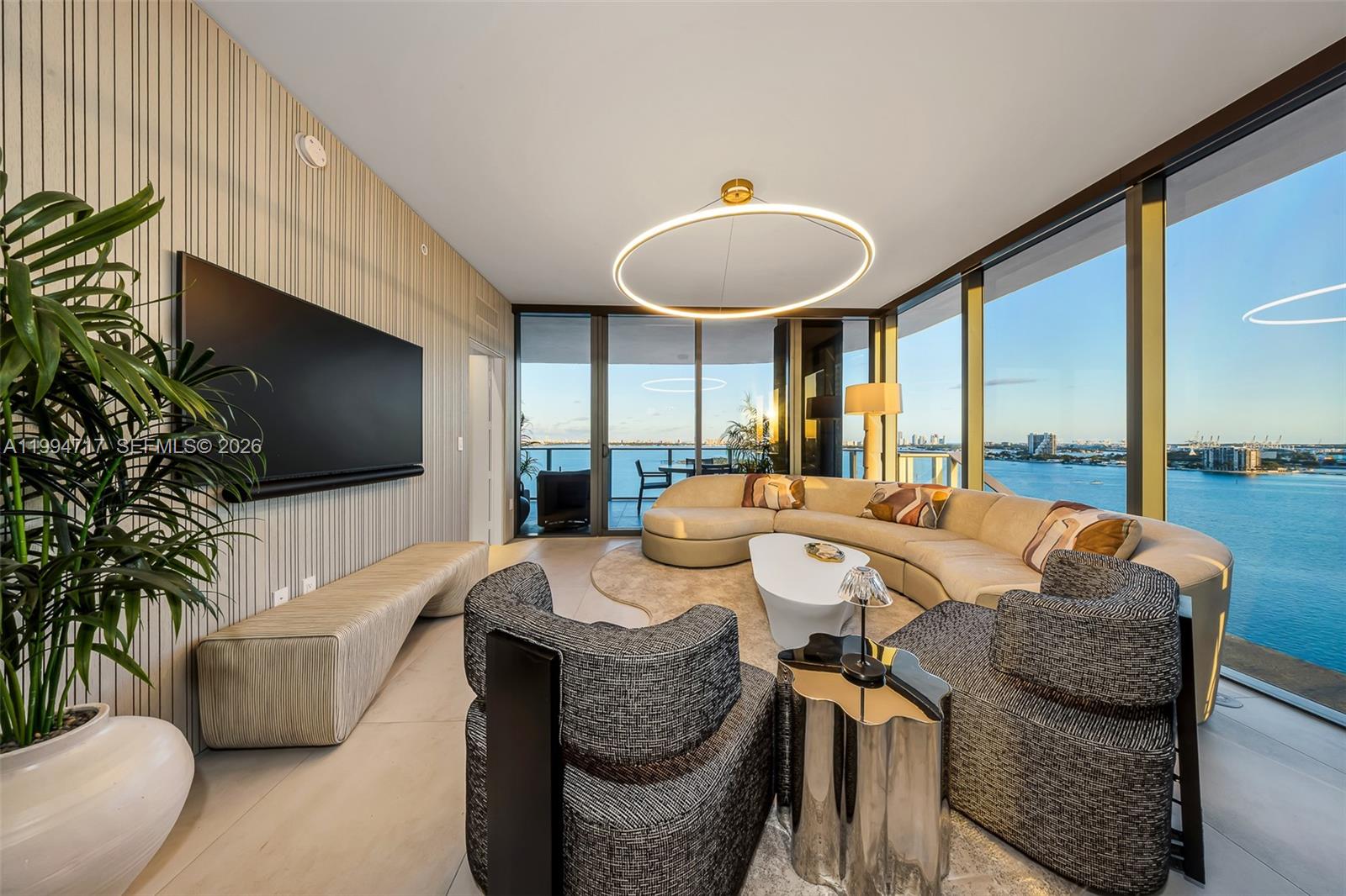 700 NE 24th St 24th St 1507