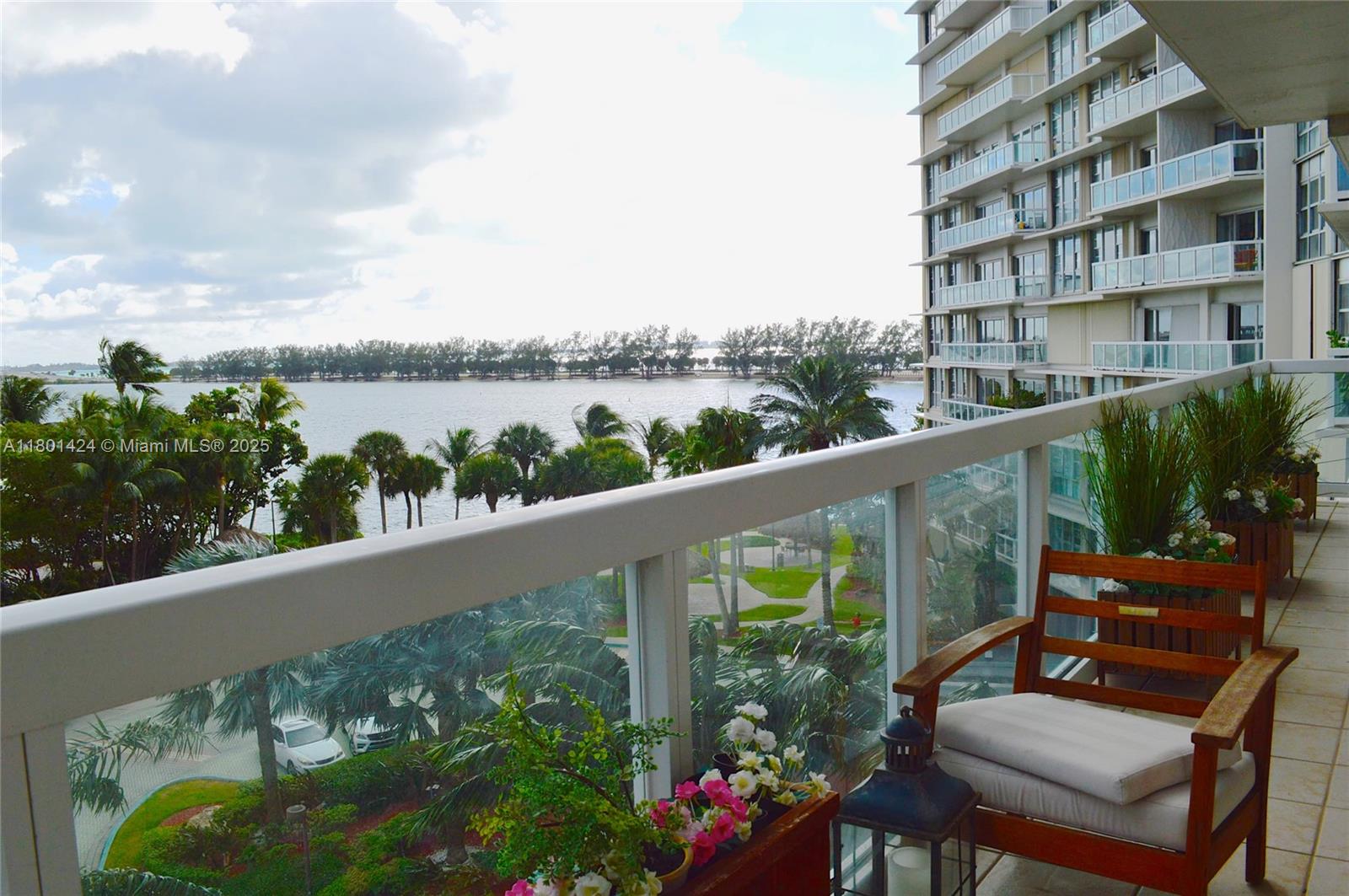 Rental Property at 2451 Brickell Avenue 5J, Miami, Broward County, Florida - Bedrooms: 3 
Bathrooms: 2  - $6,500 MO.