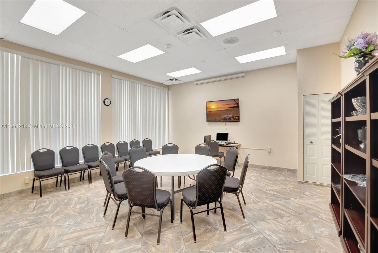 PALM BEACH LEISUREVILLE S - Residential